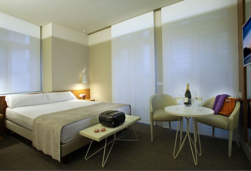 اتاق لوکس, Park