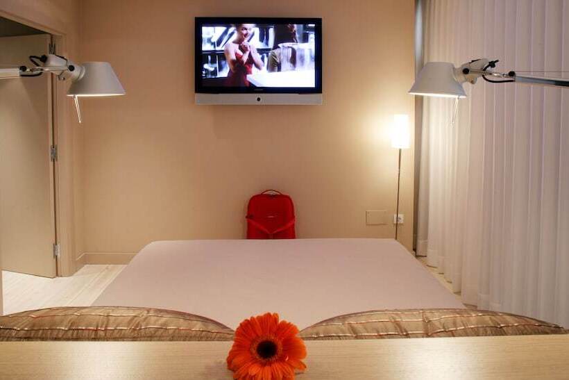 اتاق لوکس, Park