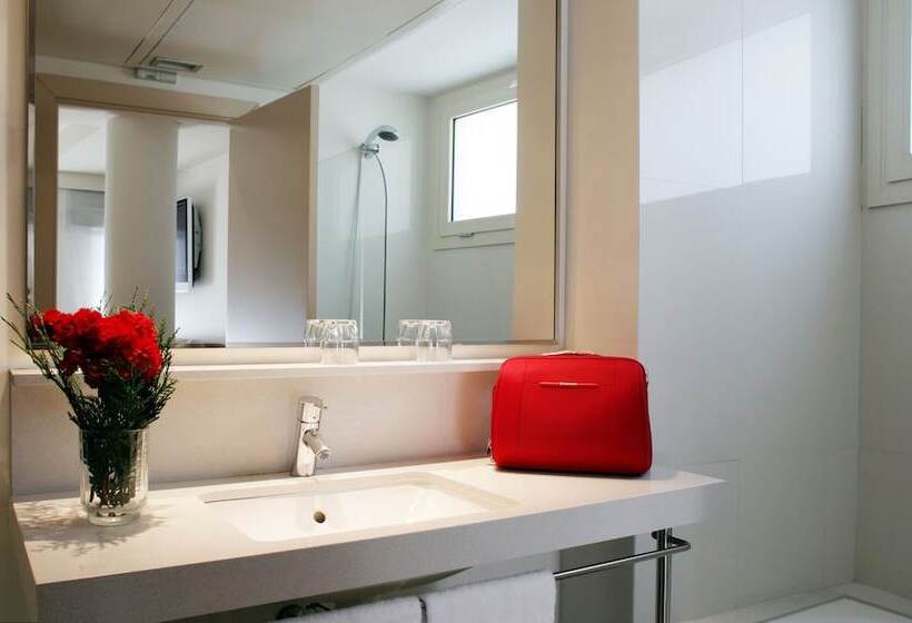 اتاق استاندارد سه نفره, Park