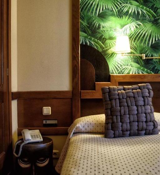 اتاق استاندارد, Maria Luisa