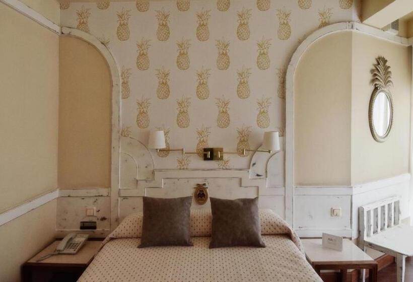 اتاق استاندارد یک نفره, Maria Luisa