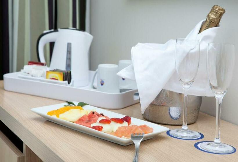 اتاق پرمیوم با چشمانداز دریا, Samos