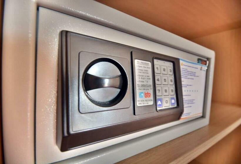 اتاق پرمیوم با چشمانداز دریا, Samos