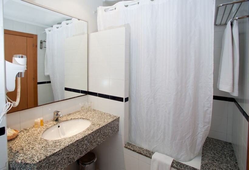 스탠다드 룸, Ses Figueres