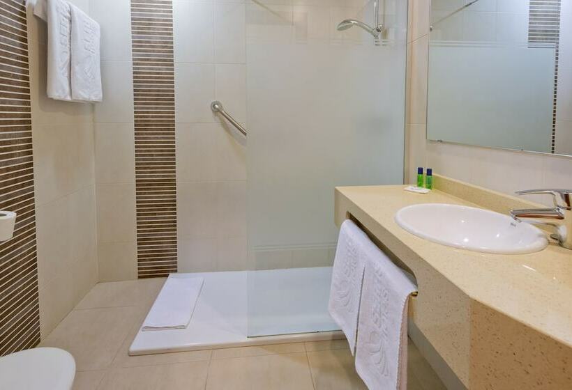 Четырехместный Номер Стандарт, Sorra Daurada Splash