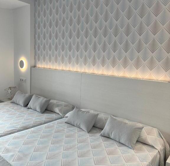 Номер Стандарт Трехместный, Sorra Daurada Splash