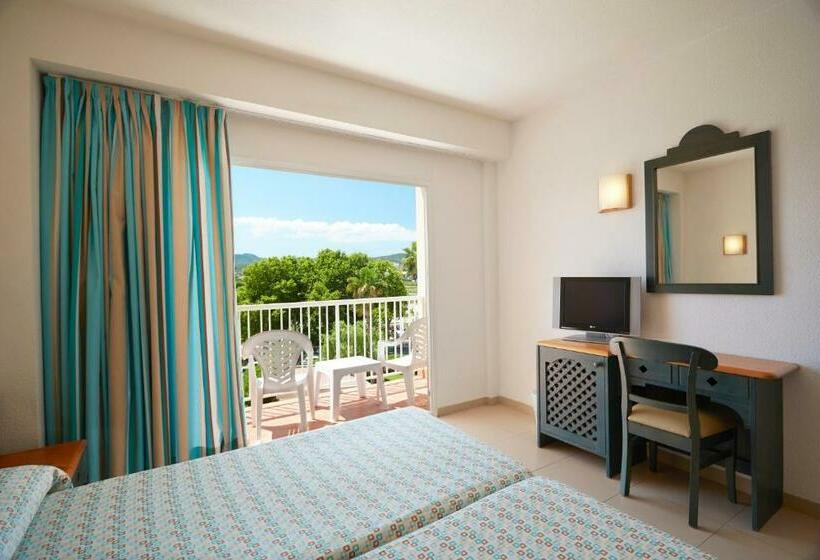스탠다드 룸 풀장 전망, Invisa Hotel Es Pla   Adults Only