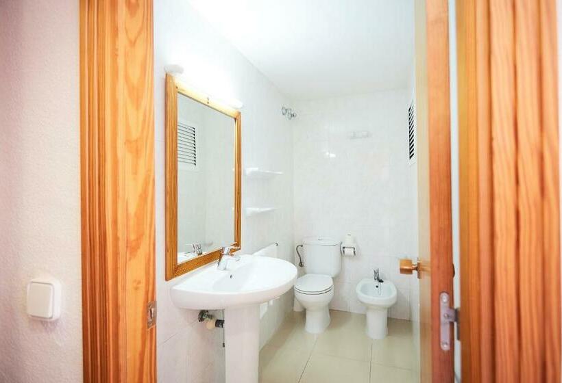 스탠다드 룸 풀장 전망, Invisa Hotel Es Pla   Adults Only