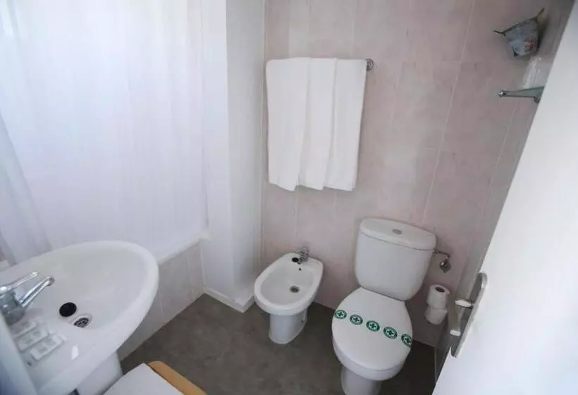 اتاق استاندارد سه نفره با چشم‌انداز کنار دریا, Solvi Hotel   Adults Only
