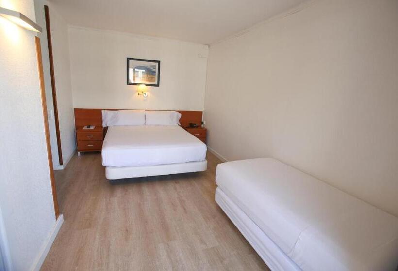 اتاق استاندارد سه نفره با چشم‌انداز کنار دریا, Solvi Hotel   Adults Only