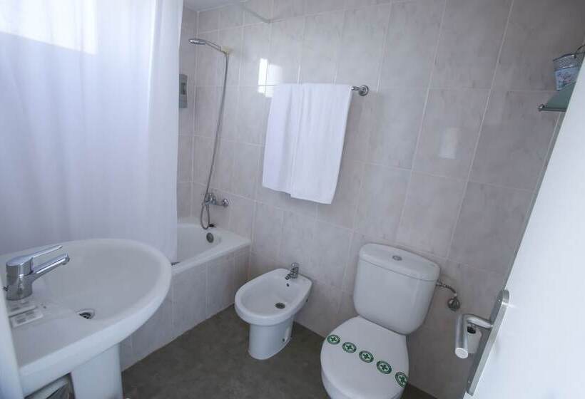 اتاق اساندارد با چشم‌انداز جانبی به دریا, Solvi Hotel   Adults Only