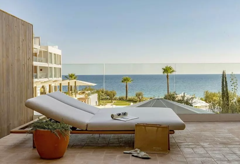 2 Bedrooms Suite Sea View, Villa Le Blanc Gran Meliá Hotel