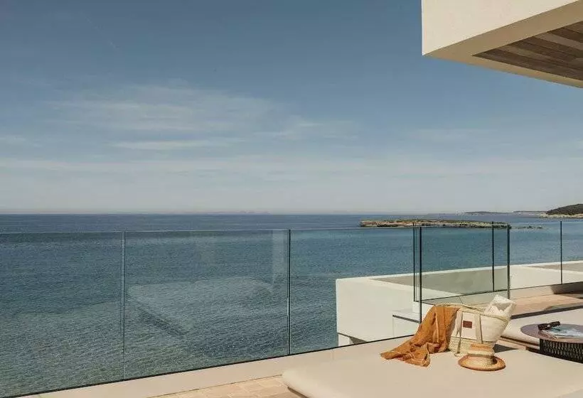 海の見えるマスタースイートルーム, Villa Le Blanc Gran Meliá Hotel