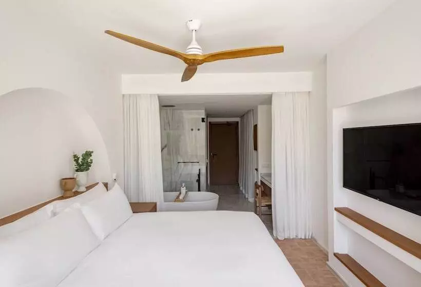 テラス付きスタンダードルーム, Villa Le Blanc Gran Meliá Hotel