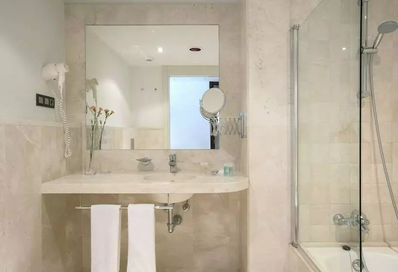 اتاق استاندارد با چشم‌انداز دریا, Hipotels Playa La Barrosa - Adults Only