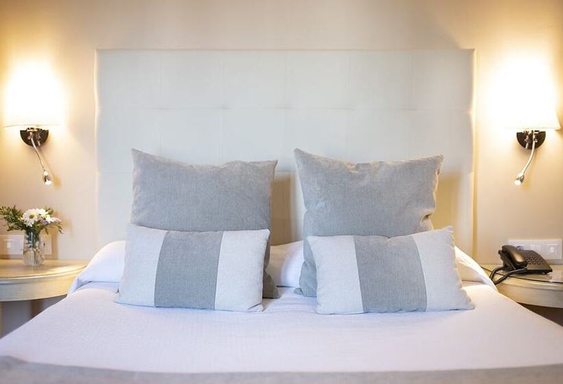 标准单人间, Alboran Algeciras