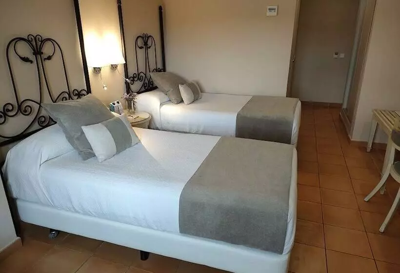 اتاق استاندارد یک نفره, Alboran Algeciras