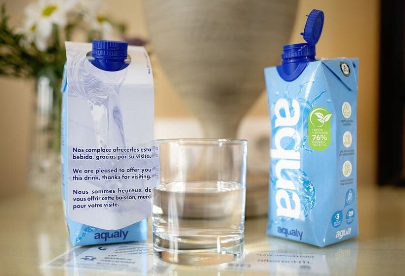 标准单人间, Alboran Algeciras