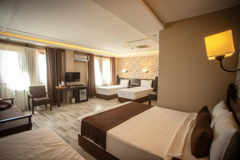 标准间, Alboran Algeciras