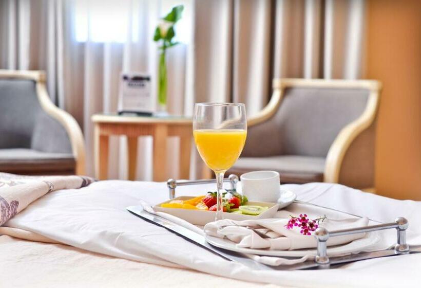 标准单人间, Alboran Algeciras