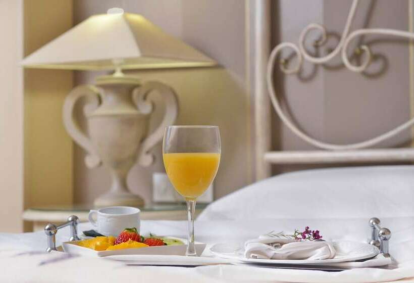 标准间, Alboran Algeciras