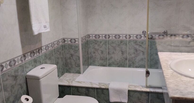 Номер Стандарт, Almirante