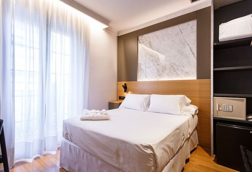 Chambre Standard, Dauro Premier