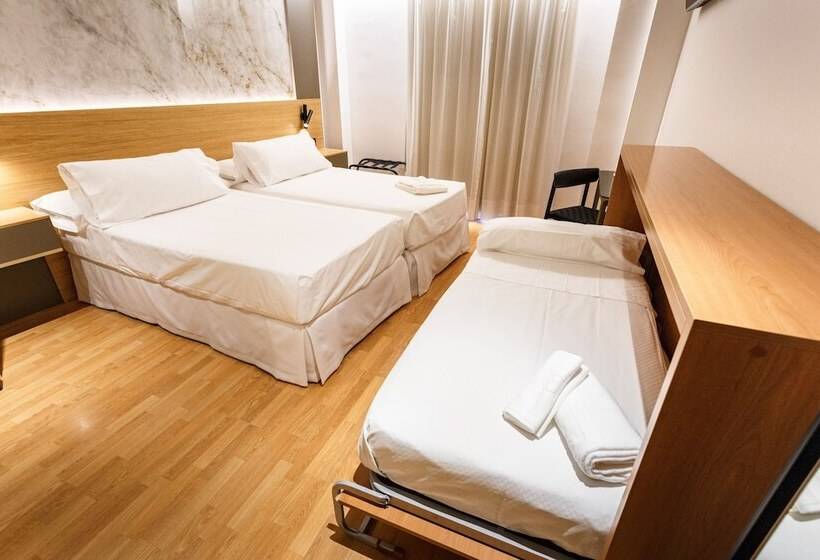 Chambre Triple Standard, Dauro Premier