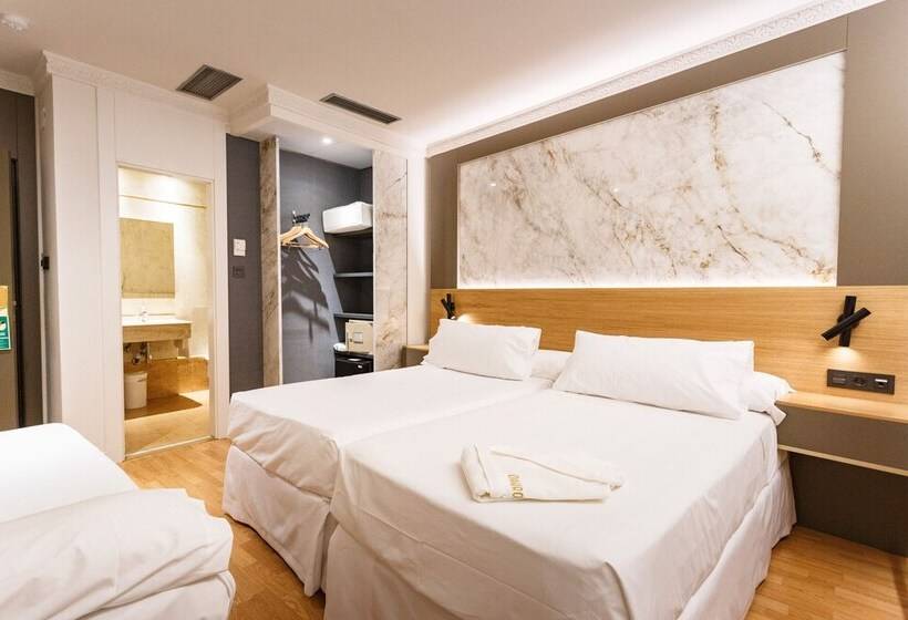 Chambre Triple Standard, Dauro Premier