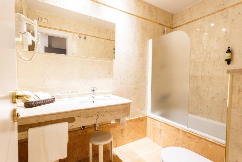 Chambre Triple Standard, Dauro Premier