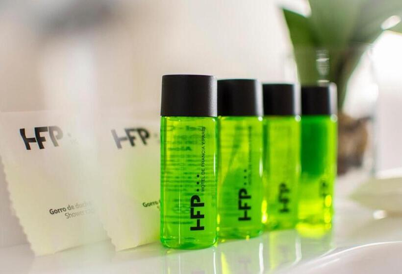 Quarto Estandar com Terraço, De Francia Y Paris