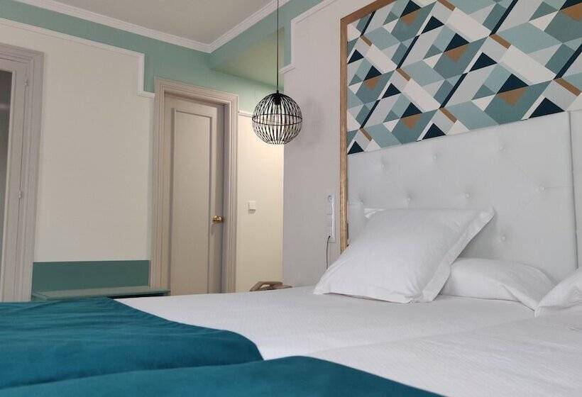 Quarto Triplo Standart, Dona Blanca