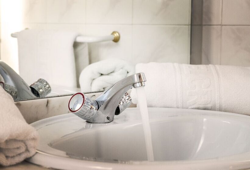 غرفة قياسية, El Cruce Chauchina