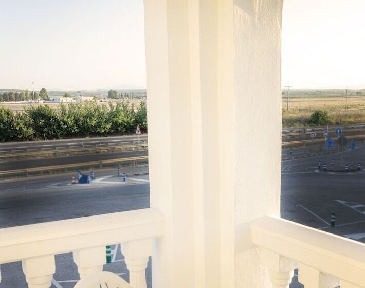 غرفة قياسية, El Cruce Chauchina