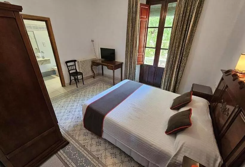 Standard Room, España