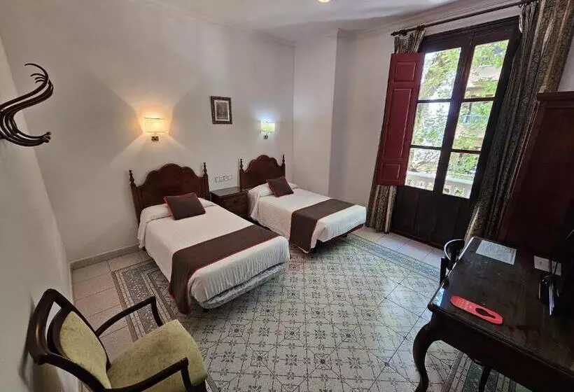 Standard Single Room, España
