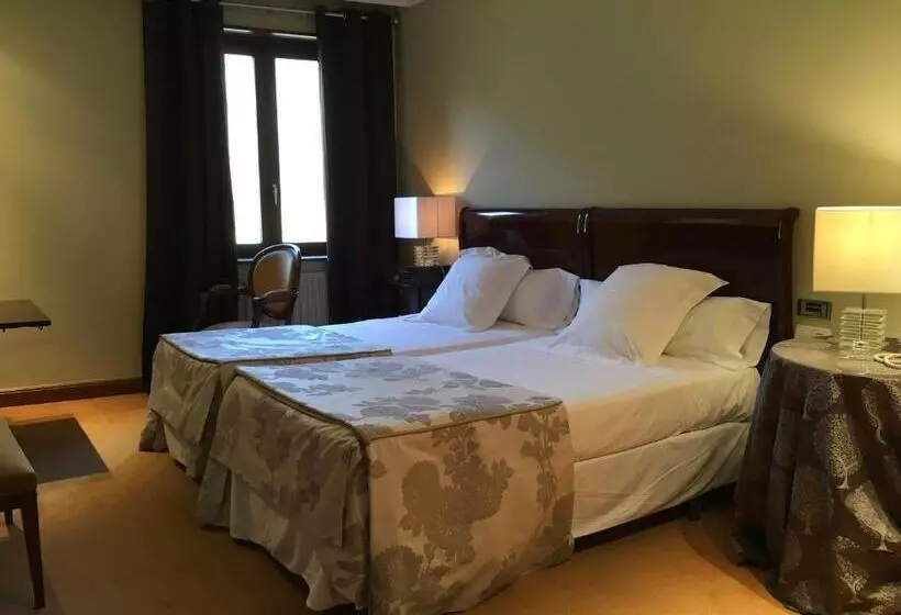 Superior-huone, Etxeberri