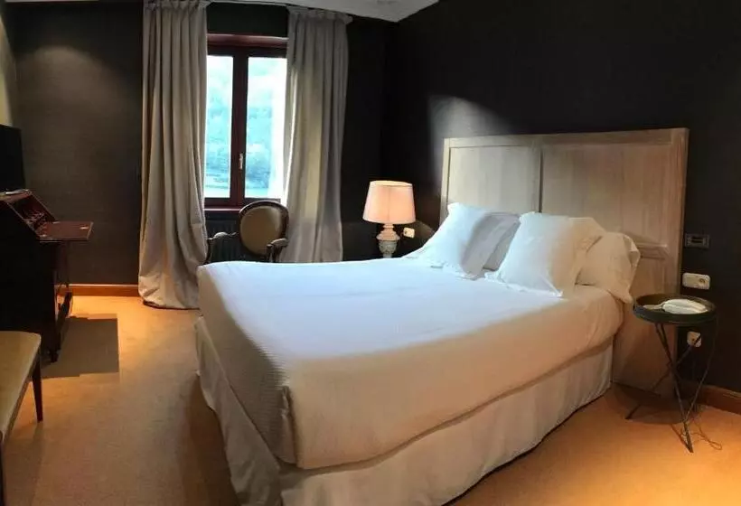 Superior-huone, Etxeberri