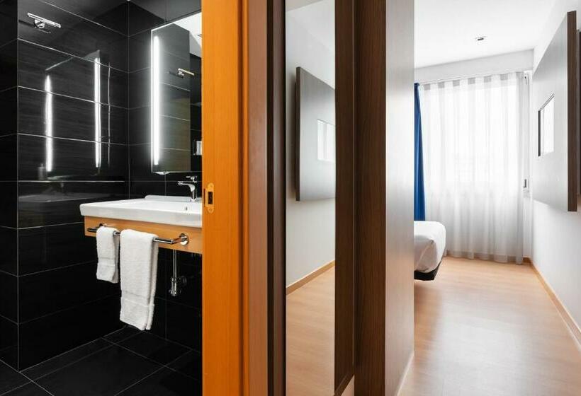 اتاق استاندارد یک نفره, Eurostars Blue Coruna