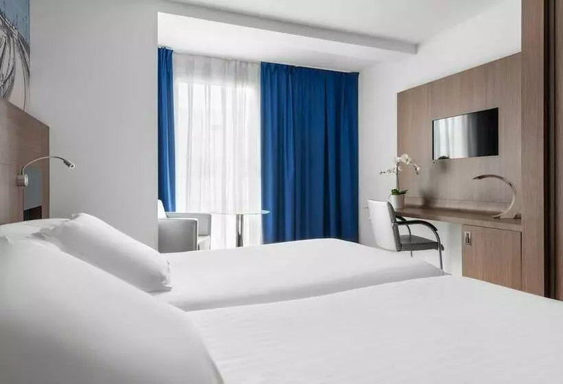 اتاق استاندارد سه نفره, Eurostars Blue Coruna