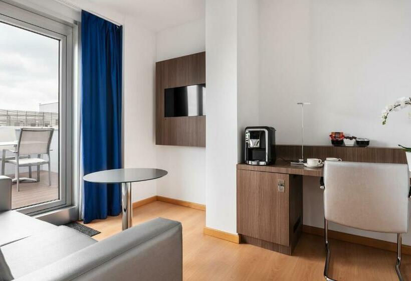 سوئیت جونیور با تراس, Eurostars Blue Coruna