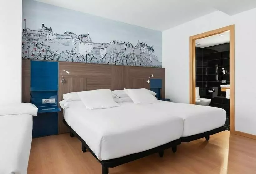 اتاق استاندارد سه نفره, Eurostars Blue Coruna