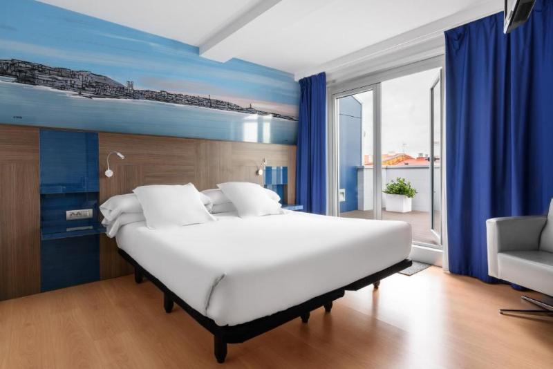 테라스 주니어 스위트, Eurostars Blue Coruna