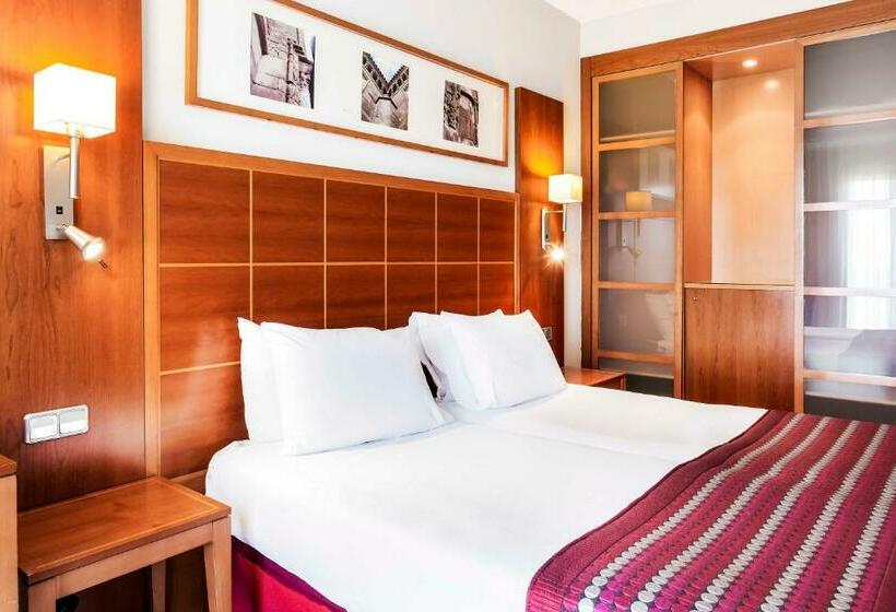 اتاق استاندارد, Exe Las Adelfas