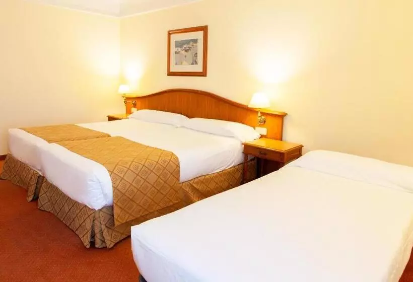 Chambre Triple Standard, Hoyuela