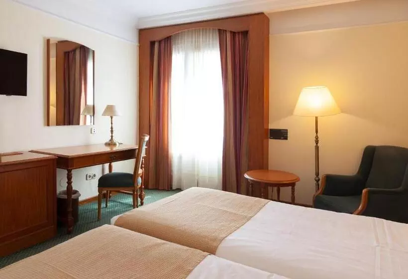 Chambre Standard, Hoyuela