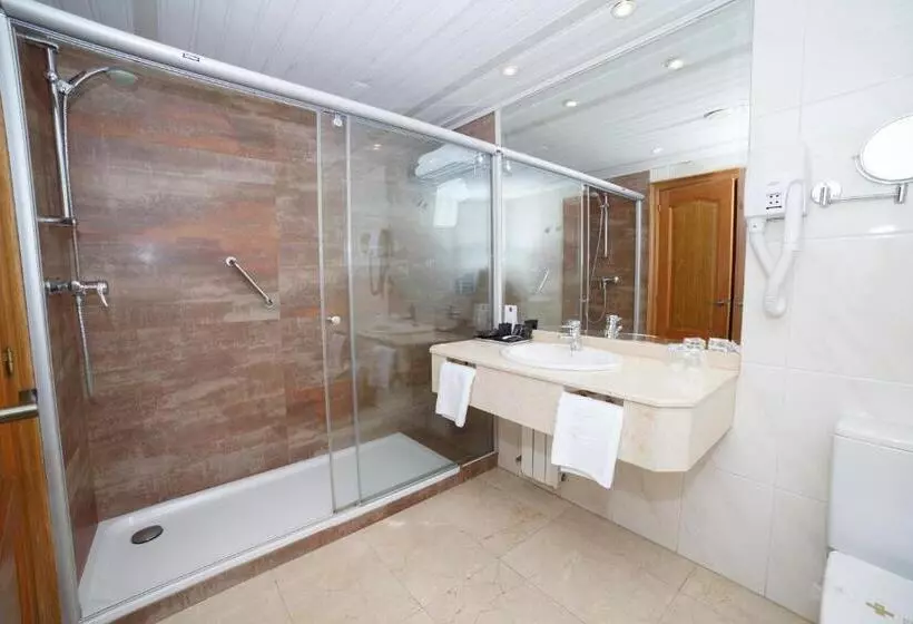 Chambre Standard, Hoyuela
