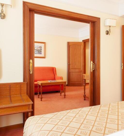 小型套房带海景, Hoyuela