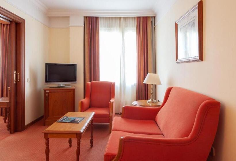 小型套房带海景, Hoyuela