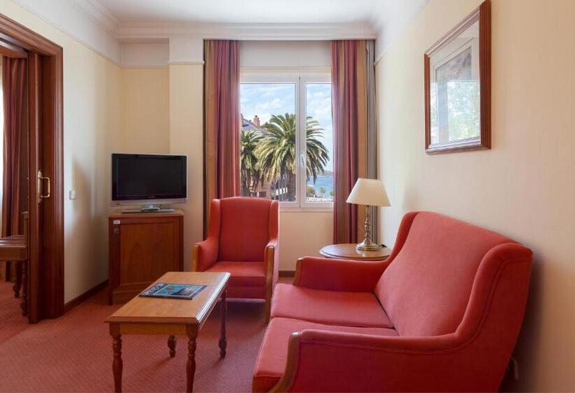 小型套房带海景, Hoyuela